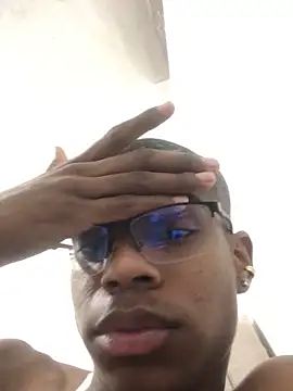 criss zuri online show from 28, 11, 2025