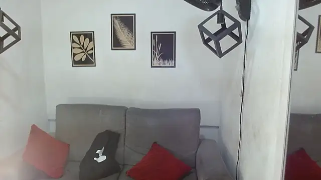 criss zuri online show from 19, 12, 2025