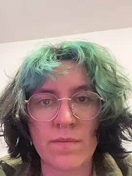 Froggyinthebox online show from 1, 4, 2026