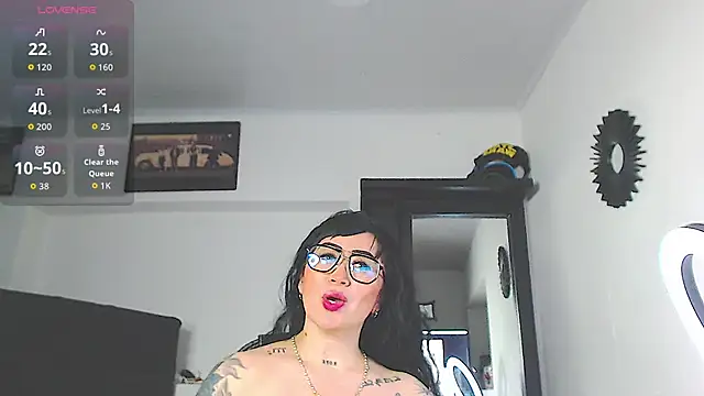 Vicky hotmilf online show from 12, 2, 2026