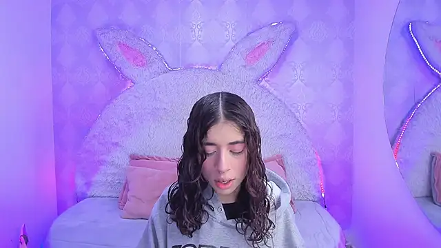 Gaby louse online show from 8, 4, 2026