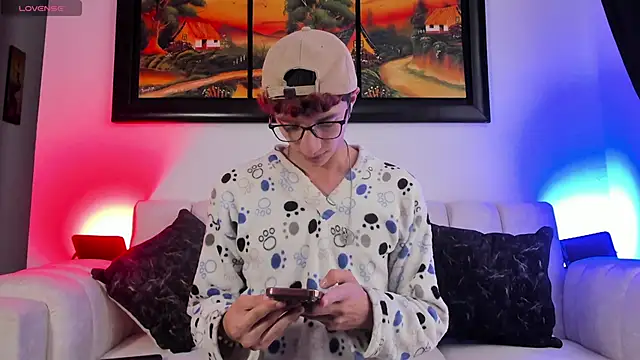 mhatias  online show from 18, 4, 2026