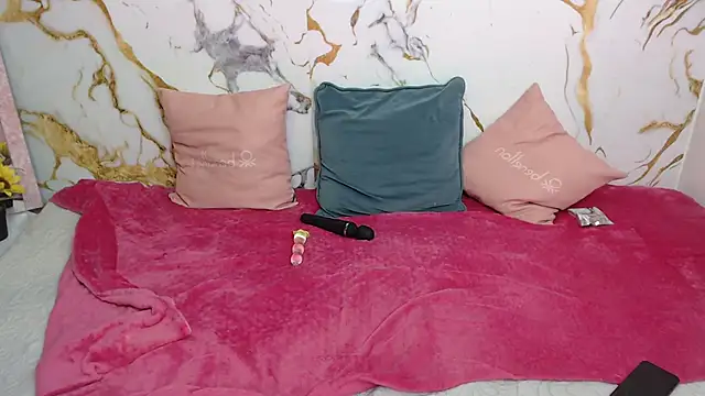 EmilyCoy  online show from 1, 2, 2026