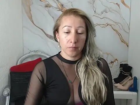 swetchrystal online show from 26, 9, 2025