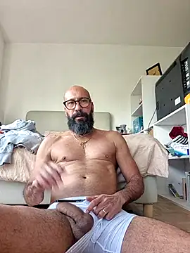 Latinox79 online show from 13, 5, 2026