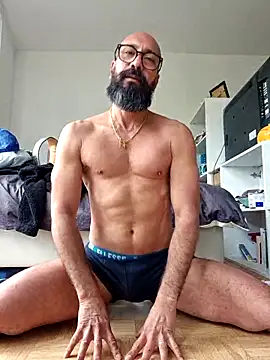 Latinox79 online show from 18, 5, 2026