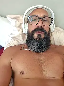 Latinox79 online show from 5, 8, 2026