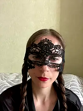 Snapshot of SophieDesire chatting on 16, 9, 2025 SophieDesire online show from 16, 9, 2025