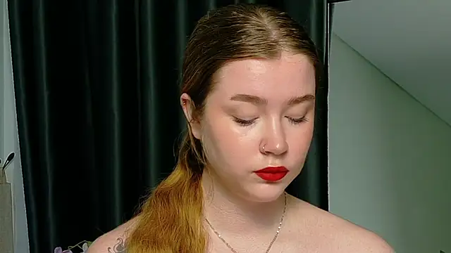 Rebecca Lace online show from 23, 10, 2025