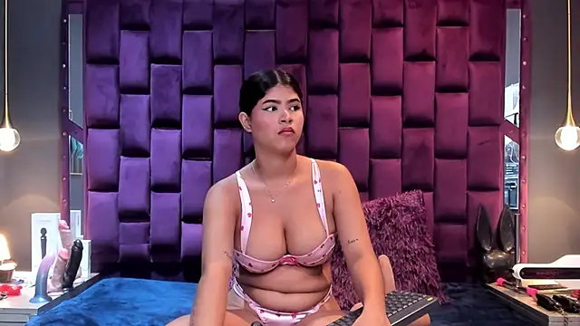 Snapshot of MilaRiva chatting on 5, 6, 2026 MilaRiva online show from 5, 6, 2026