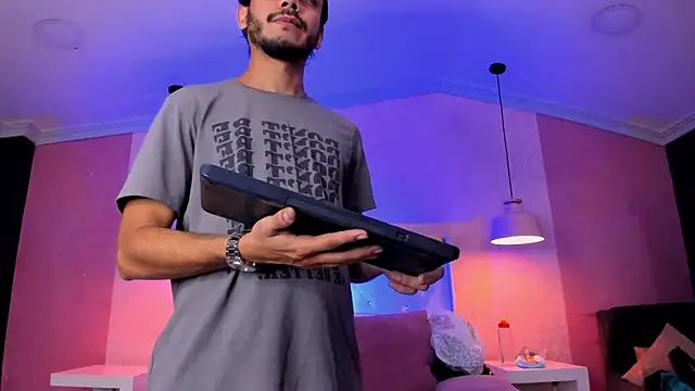 Boss Domiinator online show from 28, 2, 2026