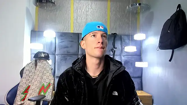 HunterHeat  online show from 18, 3, 2026