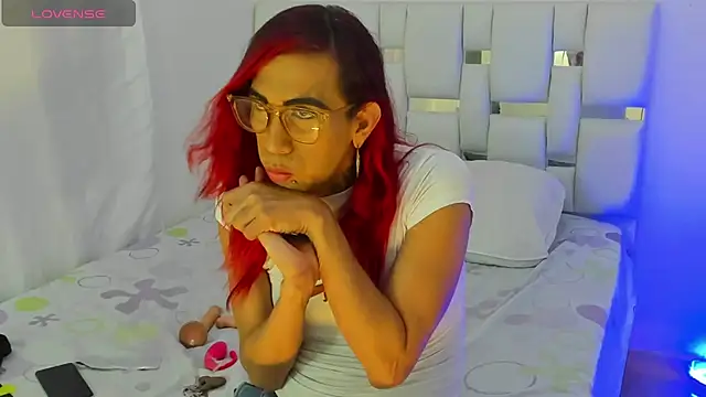 Snapshot of MissDiabla_ chatting on 5, 2, 2026 MissDiabla online show from 5, 2, 2026