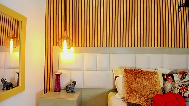 Roseaurora online show from 24, 9, 2025