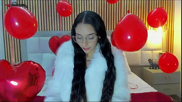 Roseaurora online show from 14, 2, 2026