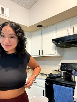 Prettygirl6070 online show from 11, 9, 2025