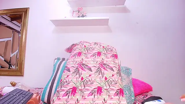 sweegirl69 online show from 20, 9, 2025