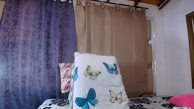 sweegirl69 online show from 12, 10, 2025