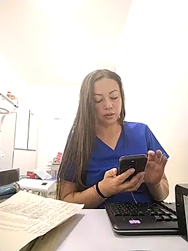 Madisson-04  online show from 11, 10, 2025