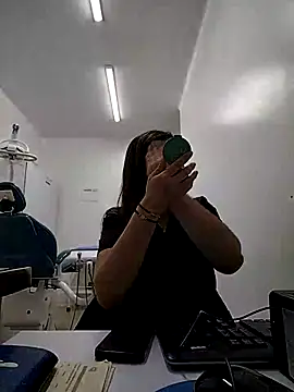 Madisson-04  online show from 15, 10, 2025