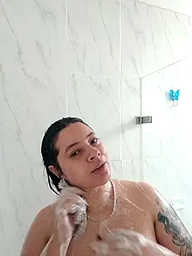 SophieCurves online show from 4, 10, 2025