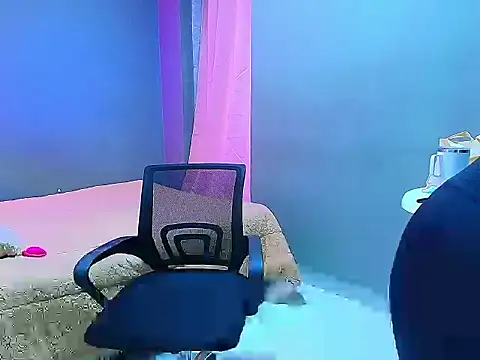 sophiejuicy  online show from 28, 9, 2025