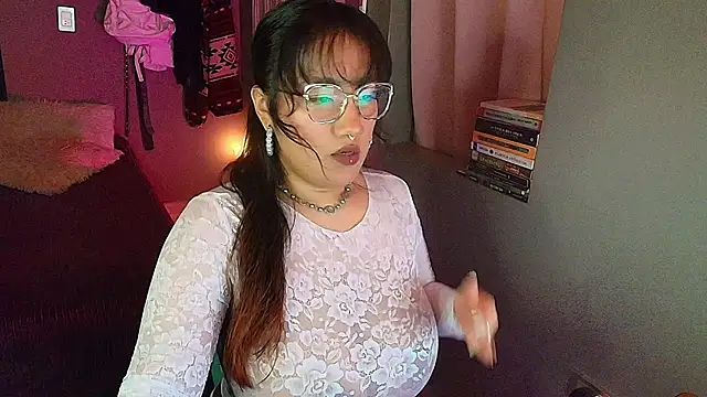 sophiejuicy  online show from 16, 1, 2026