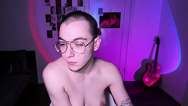 tyler bergg online show from 23, 10, 2025