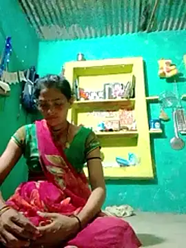 Snapshot of H_seema chatting on 11, 4, 2026 H seema online show from 11, 4, 2026