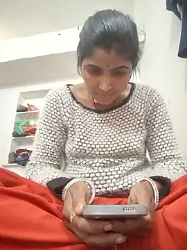 LUCKY cut online show from 4, 2, 2026