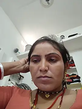 Snapshot of LUCKY_cut chatting on 28, 6, 2026 LUCKY cut online show from 28, 6, 2026