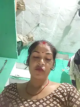 Nillohot online show from 8, 10, 2025