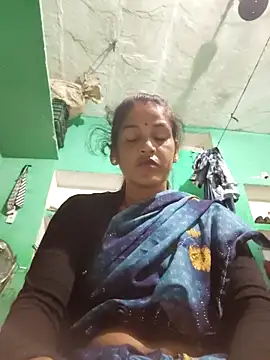 Nillohot online show from 15, 10, 2025