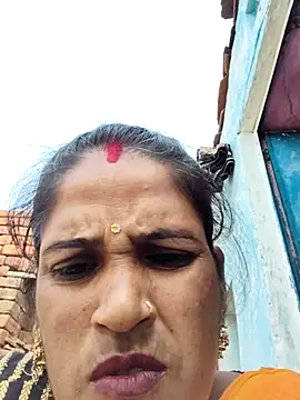 Nillohot online show from 20, 10, 2025