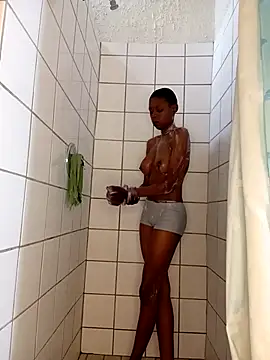 SweetSlenderChoc online show from 7, 4, 2026