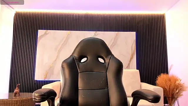 sofiapalacioss online show from 13, 11, 2025