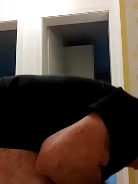 Oldmenhot66 online show from 17, 10, 2025