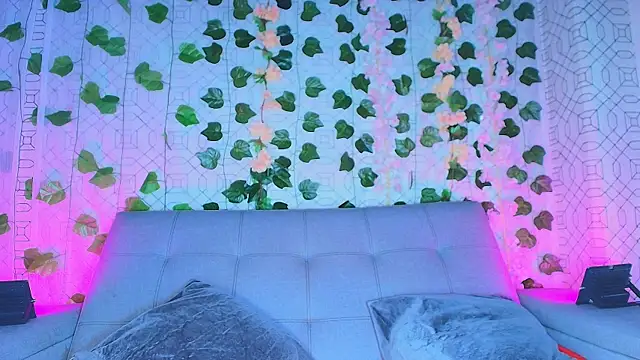 collet 1 online show from 3, 10, 2025