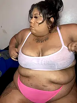 Snapshot of BlaxicanaMami chatting on 10, 10, 2025 BlaxicanaMami online show from 10, 10, 2025