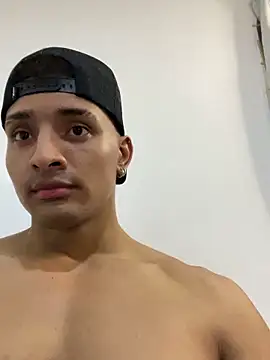 Snapshot of Smith_Fitness chatting on 12, 4, 2026 Smith Fitness online show from 12, 4, 2026