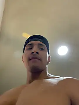 Snapshot of Smith_Fitness chatting on 17, 4, 2026 Smith Fitness online show from 17, 4, 2026