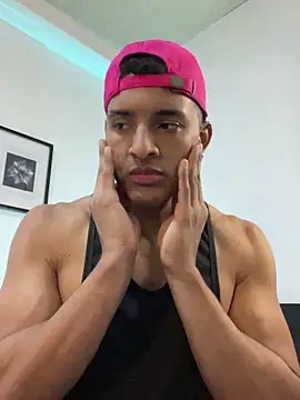 Snapshot of Smith_Fitness chatting on 16, 5, 2026 Smith Fitness online show from 16, 5, 2026