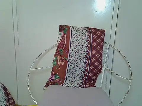 BeautyQueenX22 online show from 29, 9, 2025