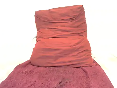 BeautyQueenX22 online show from 27, 11, 2025