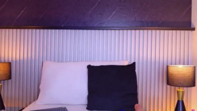 Meganreed  online show from 15, 7, 2026