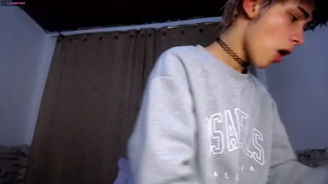 DaraKat18 online show from 27, 3, 2026