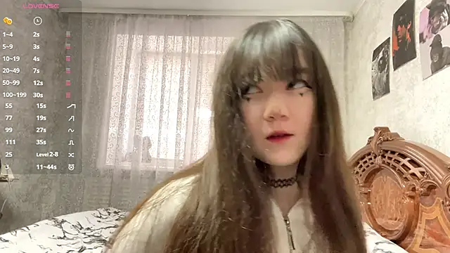 Pikmigirl18 online show from 30, 10, 2025