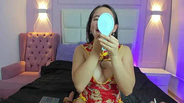 Bella Sumers online show from 12, 3, 2026