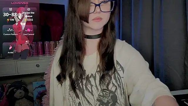 hornyprincess19 online show from 3, 6, 2026