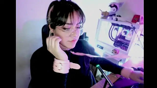 PinkDenial online show from 11, 9, 2025